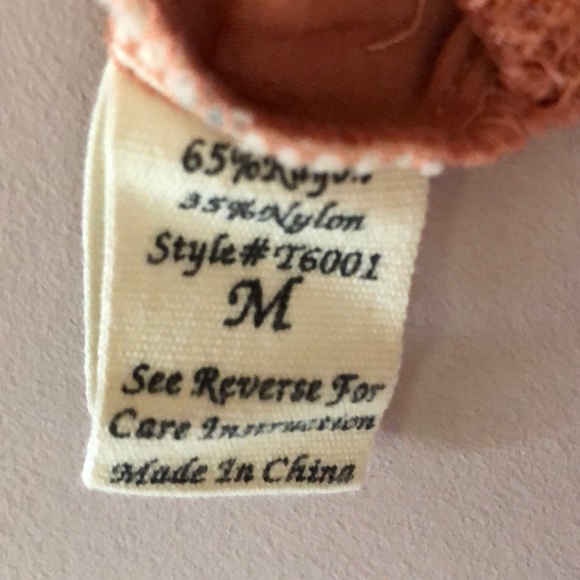 Edge design by mine Boho Top - Picture 5 of 5